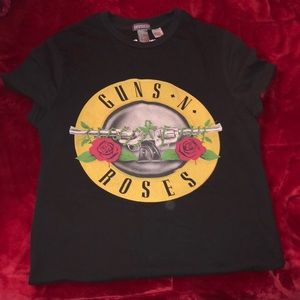Guns and roses tee
